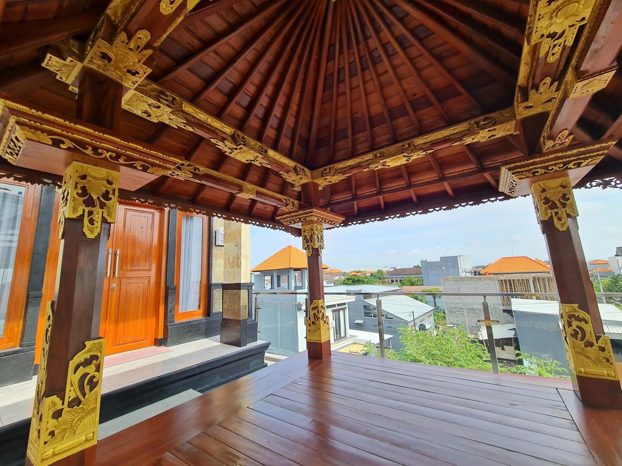 Отель Shin In Bali Кута Экстерьер фото